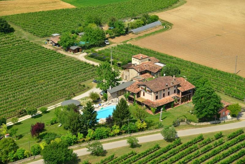 Agriturismo Ai Vigneti بونتي سول مينشيو المظهر الخارجي الصورة
